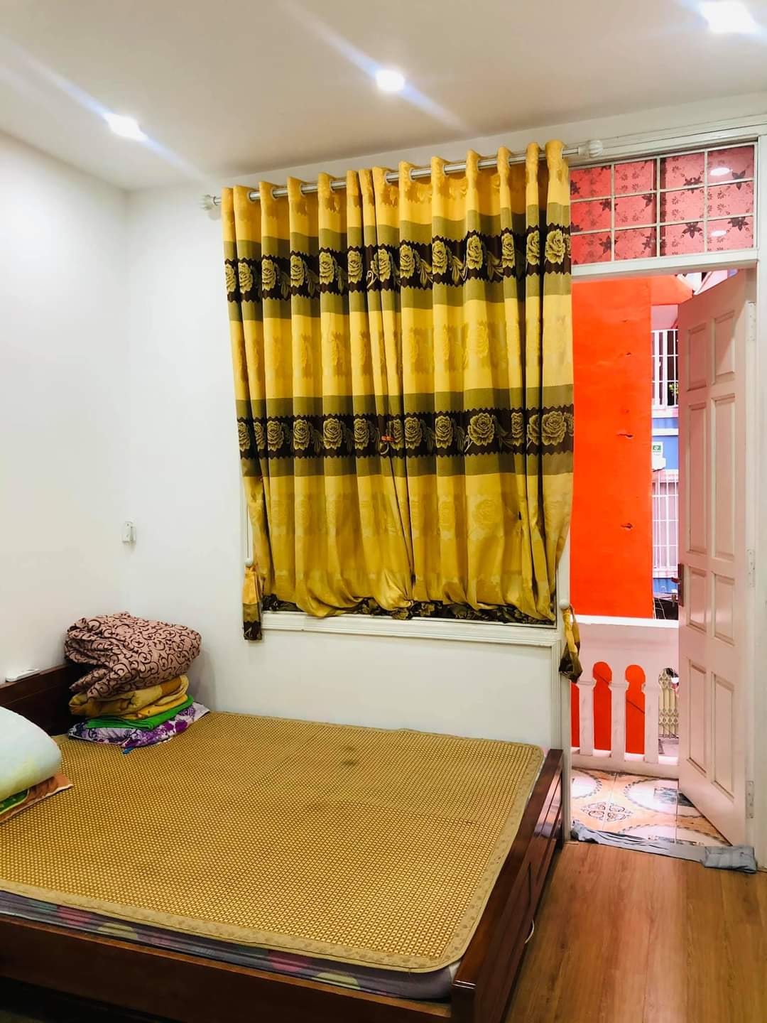 Bán nhà 38m x 4 tầng đường Tôn Thất Tùng, Đống Đa 11569206