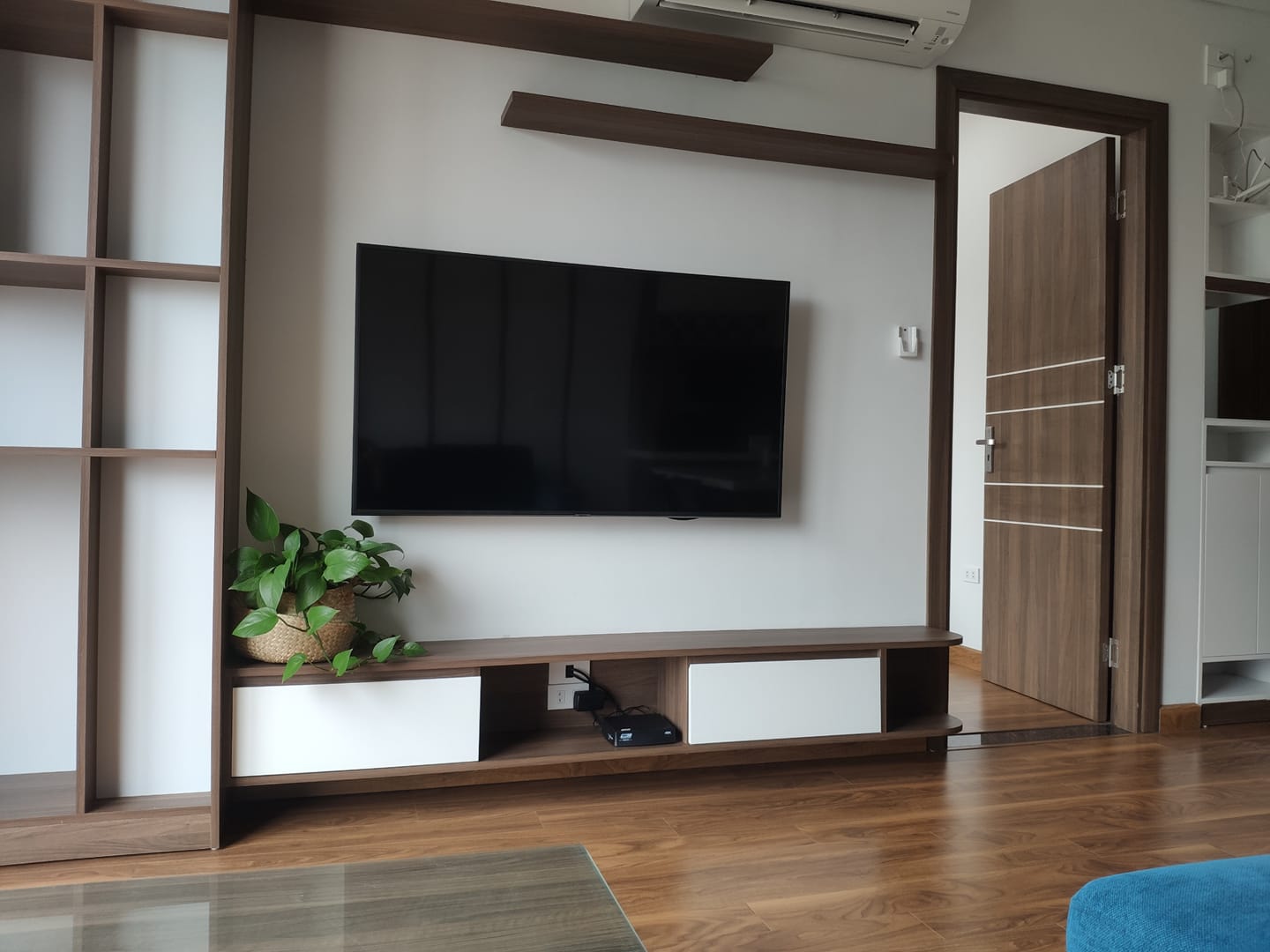 Toà Appartment.Mặt phố Quảng an,Tây hồ,200m2x8T,MT8m,Cho thuê 3.6tỷ/năm 11575241