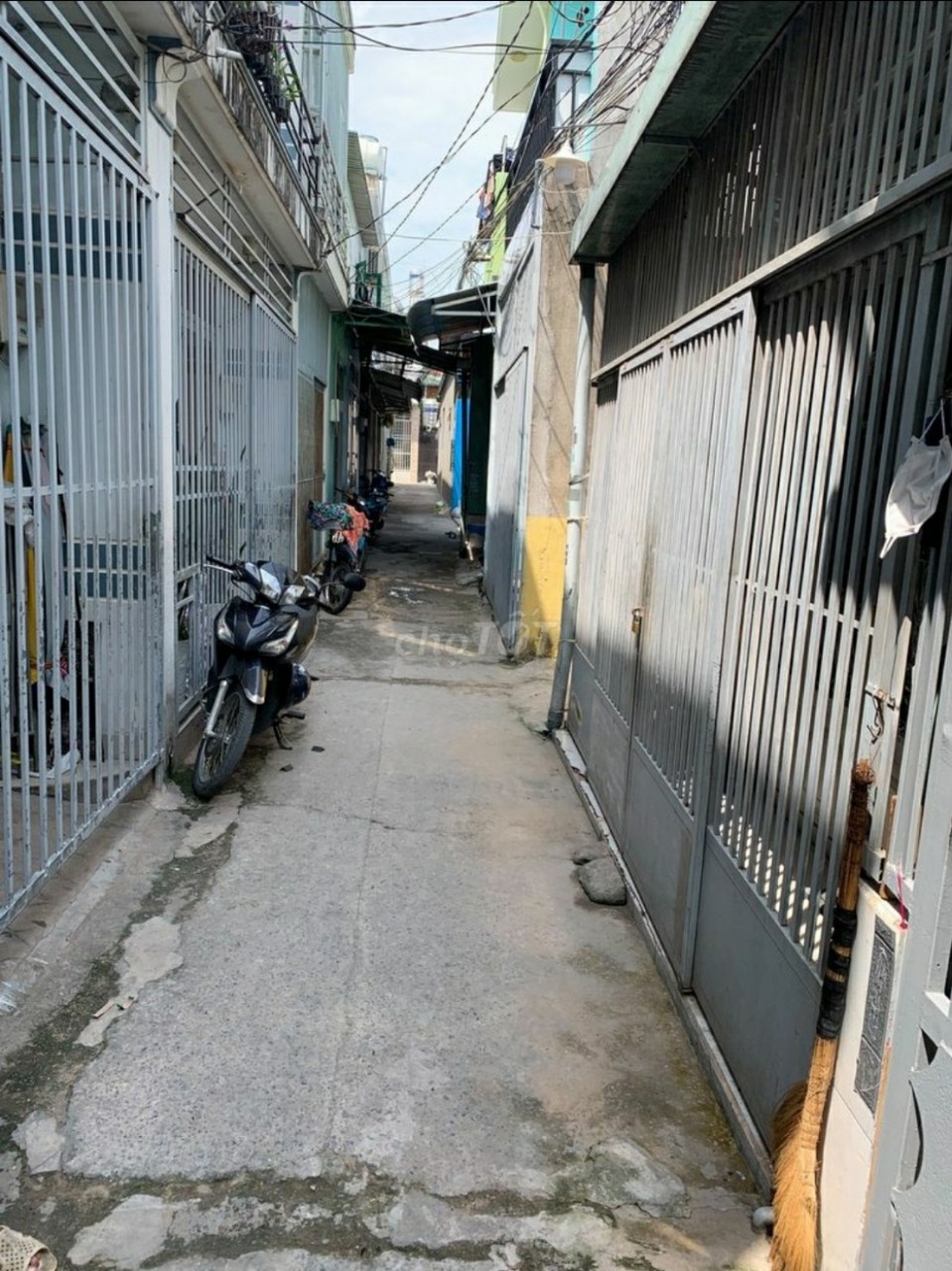 CẦN BÁN GẤP NHÀ HAI MẶT TIỀN HẺM ĐƯỜNG SỐ 24, GẦN VINHOMES CELTRAL PARK LONG THẠNH MỸ, TP.THỦ ĐỨC. 11581345