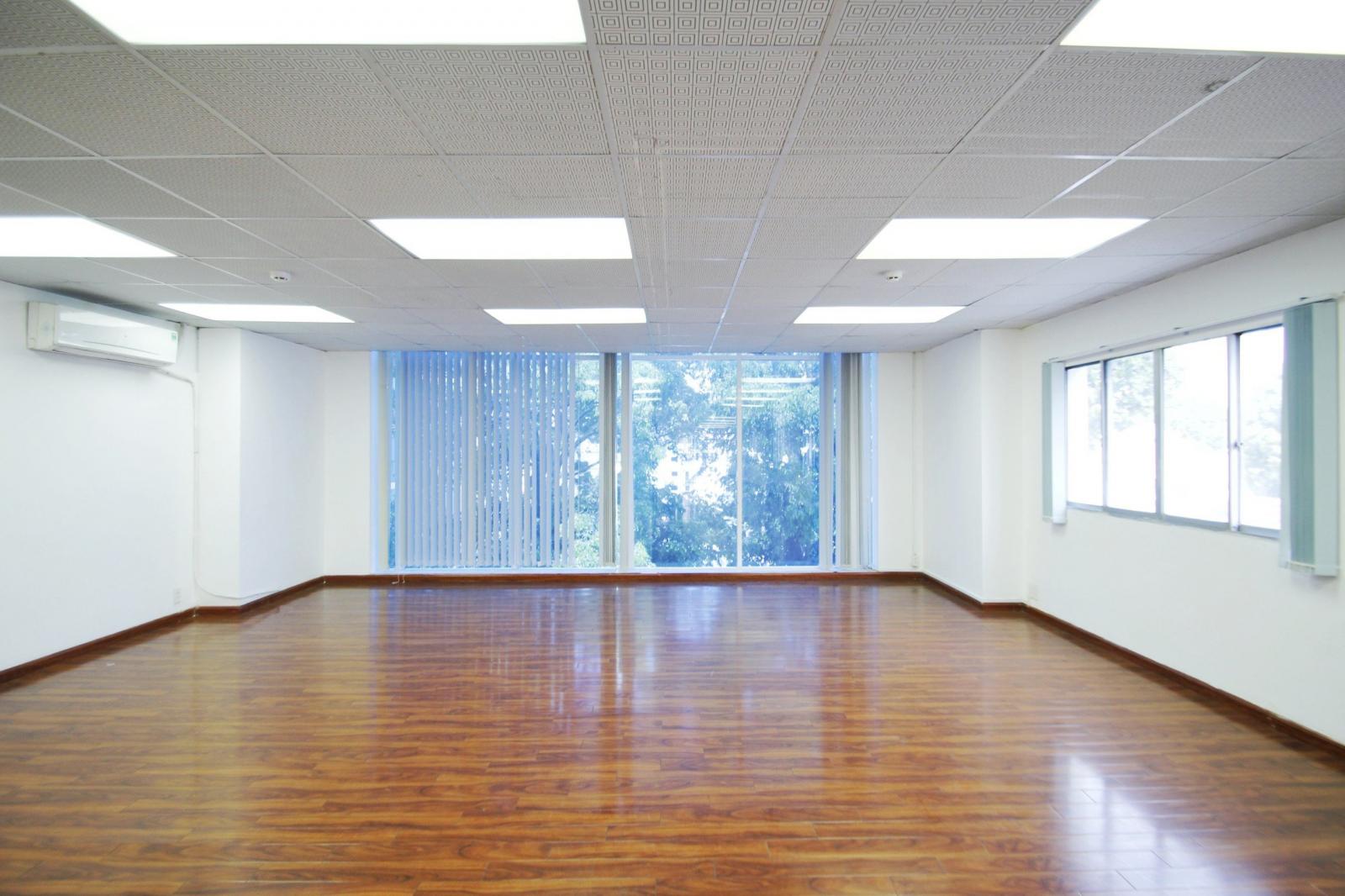 [CHÍNH CHỦ] SÀN VĂN PHÒNG VIEW CỰC THOÁNG, NGAY GÓC 2MT VÕ VĂN TẦN, Q3 CÓ DT TỪ 100M2 - 180M2. LH: 11581627