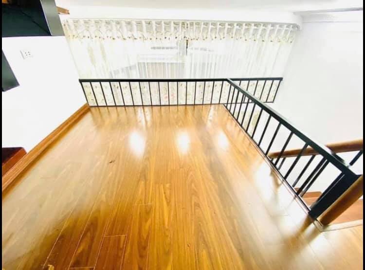     Bán nhà đẹp khu víp Hoàng Cầu 71m 18 tỷ 11582072