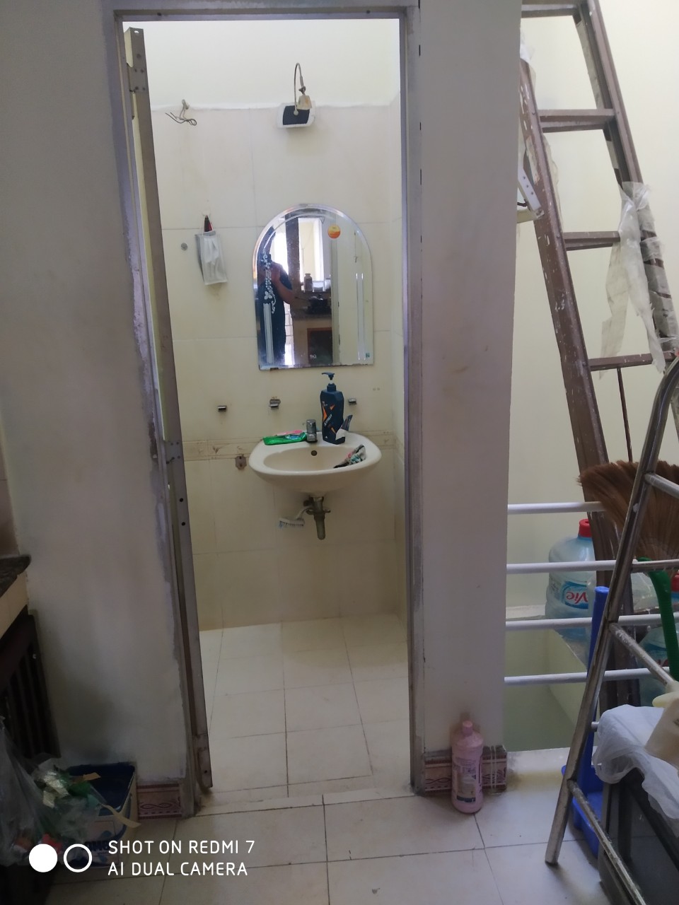 CHÍNH CHỦ CẦN 1 TRỆT 1 LỬNG TẠI 38/37 TRẦN KHẮC CHÂN, PHƯỜNG TÂN ĐỊNH, QUẬN 1 TP HỒ CHÍ MINH 11582550