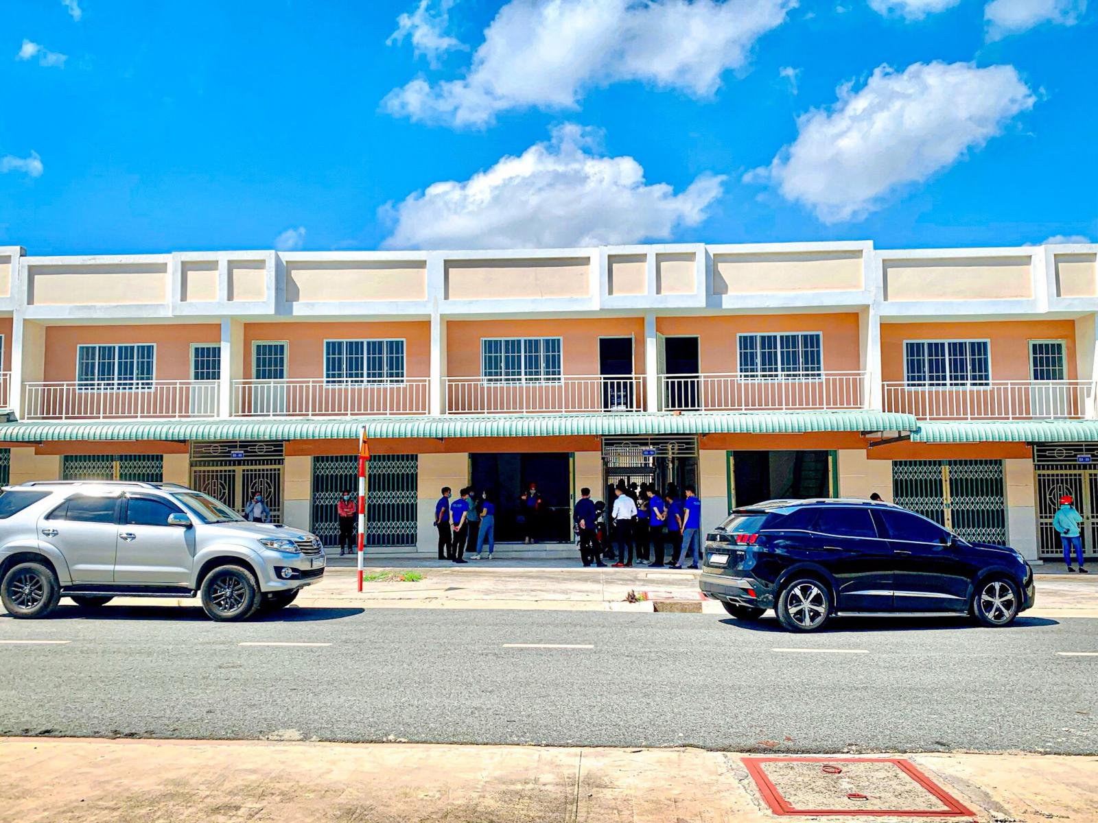 BÁN NHÀ TT LAI UYÊN - BÀU BÀNG - BÌNH DƯƠNG - 1 TRỆT, 1 LẦU VÀ DÃY TRỌ 4 PHÒNG CHO THUÊ THU NHẬP 11596369