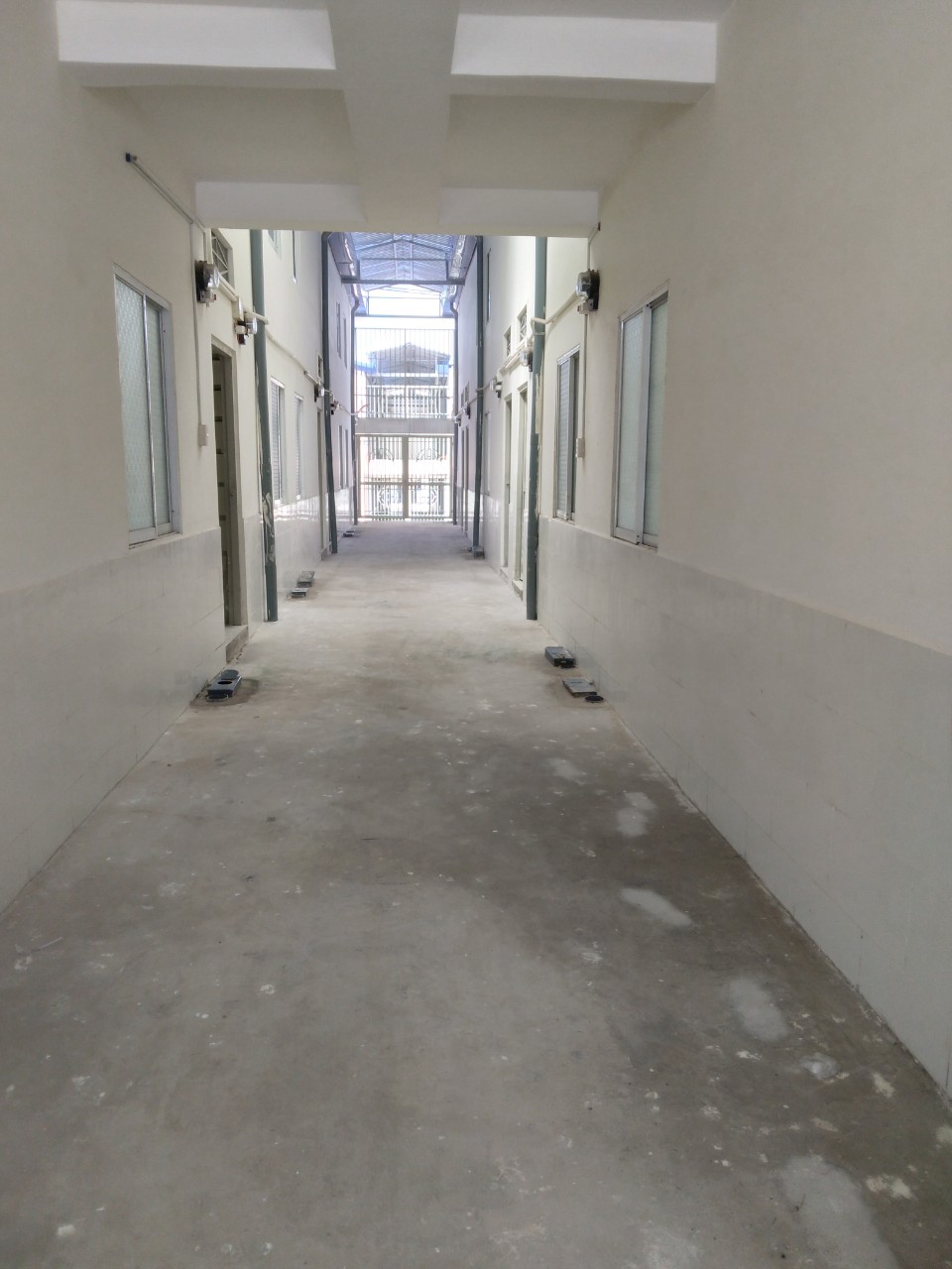 BÁN NHÀ TT LAI UYÊN - BÀU BÀNG - BÌNH DƯƠNG - 1 TRỆT, 1 LẦU VÀ DÃY TRỌ 4 PHÒNG CHO THUÊ THU NHẬP 11596369