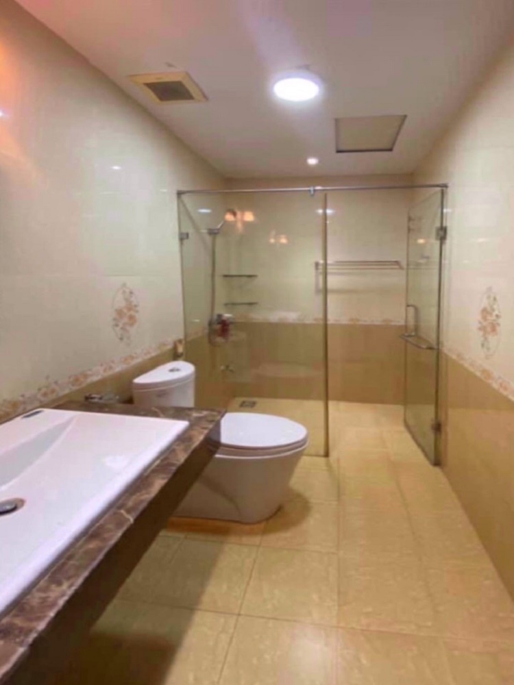 Bán nhà Dương Nội, nhà đẹp 52m2 x 4 tầng, gara ô tô, vỉa hè cực rộng 11601062