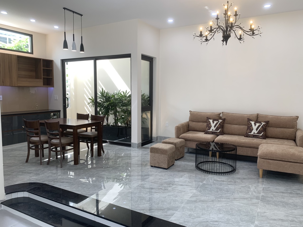 CẦN BÁN NHÀ ĐẸP TẠI KIỆT 164 HẢI TRIỀU TTTP HUẾ KIỆT Ô TÔ 3M 11609111