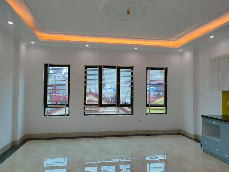 Bán nhà chính chủ phố Huỳnh Thúc Kháng 92m 8 tầng thang máy giá 32 tỷ 11618119