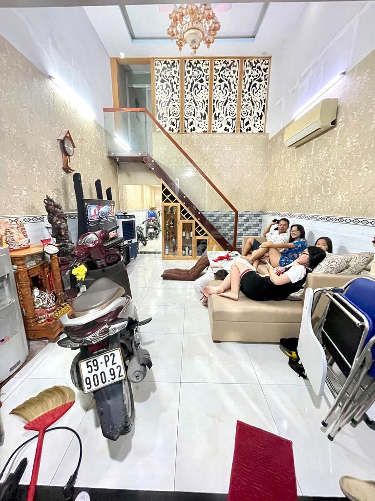 CHÍNH CHỦ CẦN BÁN NHÀ TẠO HUYỆN HÓC MÔN, TP. HỒ CHÍ MINH. 11628338