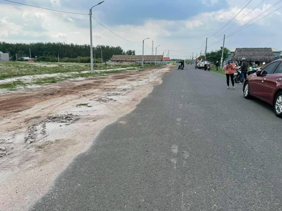 BÁN ĐẤT SÁT KHU CÔNG NGHIỆP BECAMEX CHƠN THÀNH,CẦN TÌM NHÀ ĐẦU- KHẢ NĂNG SINH LỜI CAO 11629085