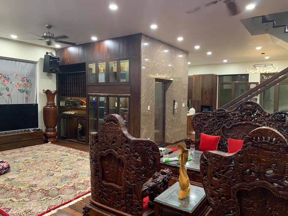 Nơi Đại Gia Tụ Về! Bán Biệt Thự Hai Bà Trưng, Q1, Full NT Gỗ Cực Hiếm, 425m2 (17x25m), 79 Tỷ  11639593