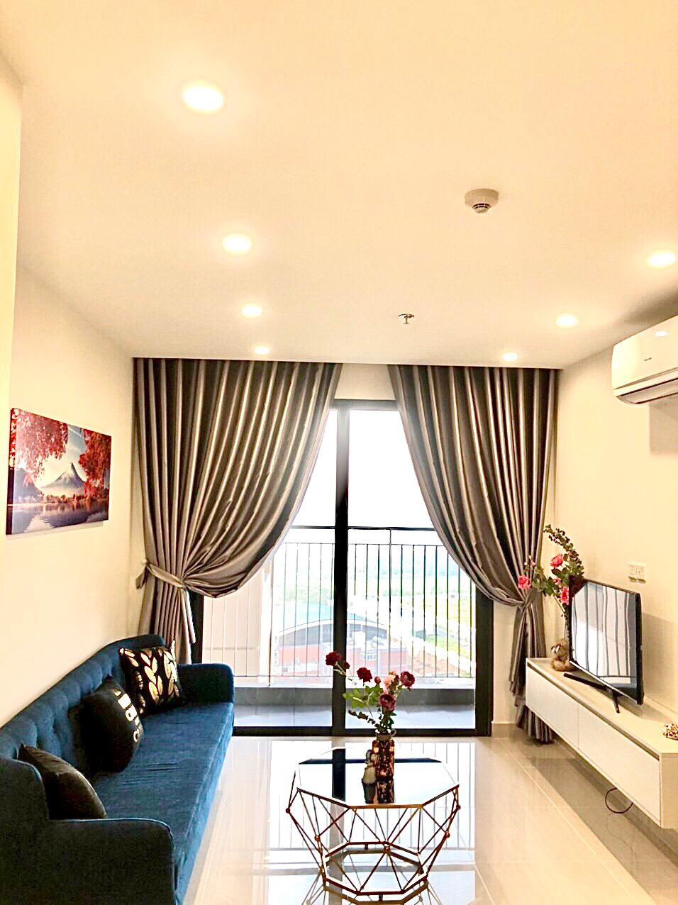 Cho thuê căn hộ 2PN2WC nội thất gần đầy đủ giá chỉ 8 triệu/ tháng Vinhomes Smart City 11666383