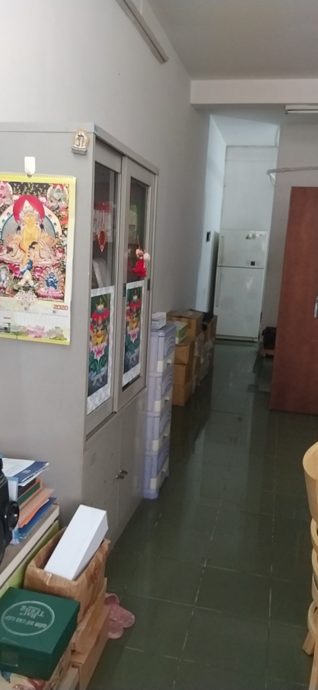 
Cần bán lầu 1 lô B Chung Cư Miếu Nổi , 54A Vũ Huy Tấn, P3, Bình Thạnh 
 11682676