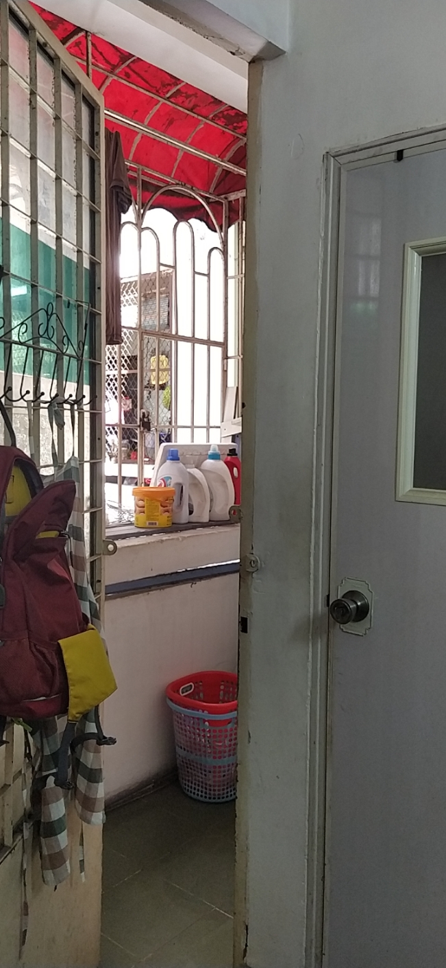 
Cần bán lầu 1 lô B Chung Cư Miếu Nổi , 54A Vũ Huy Tấn, P3, Bình Thạnh 
 11682676