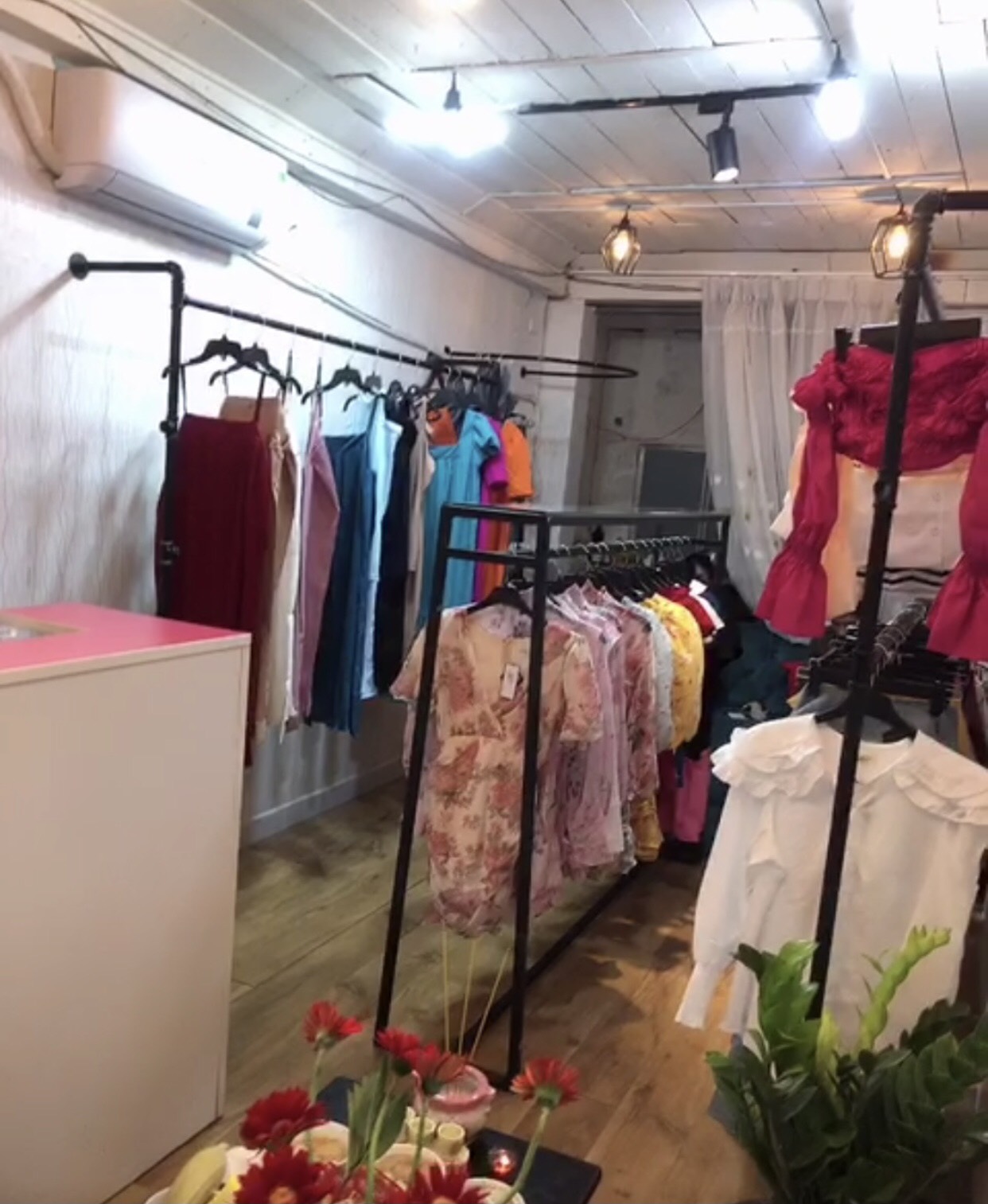 CẦN SANG LẠI SHOP - 233 NGUYỄN VĂN ĐẬU , PH 11 , BÌNH THẠNH , TP HCM 11693562