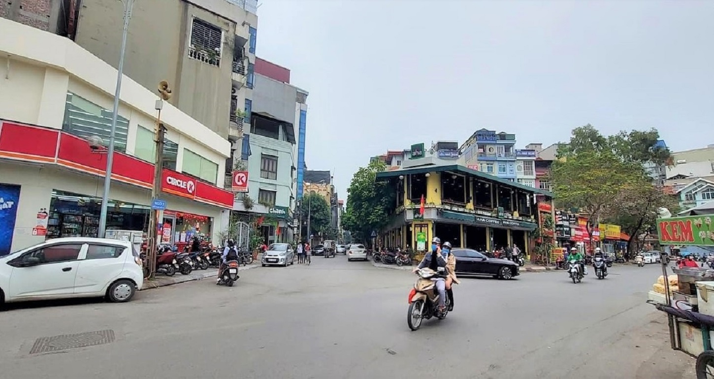 Bán nhà phố Phạm Tuấn Tài, Cầu Giấy. Vỉa hè, oto, KD. 65m2 5T MT5m 14 tỷ
 11713533