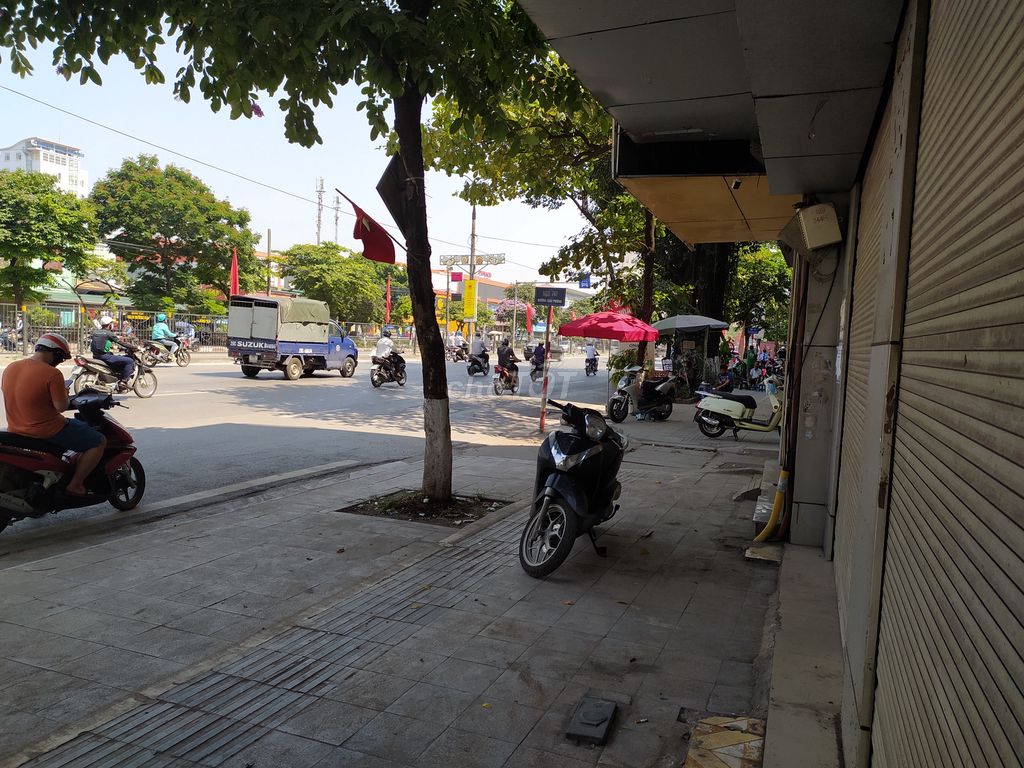 Chính chủ cho thuê mặt bằng kinh doanh đường Giải Phóng, Hoàng Mai, Hà Nội. 11745090