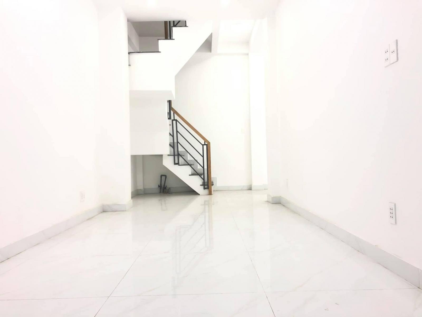 BÁN NHÀ MẶT TIỀN PHÚ NHUẬN CỰC HIẾM 42M X 4 TẦNG, NỞ HẬU, Ô TÔ, KD. LH: 037.6966.383 11748738