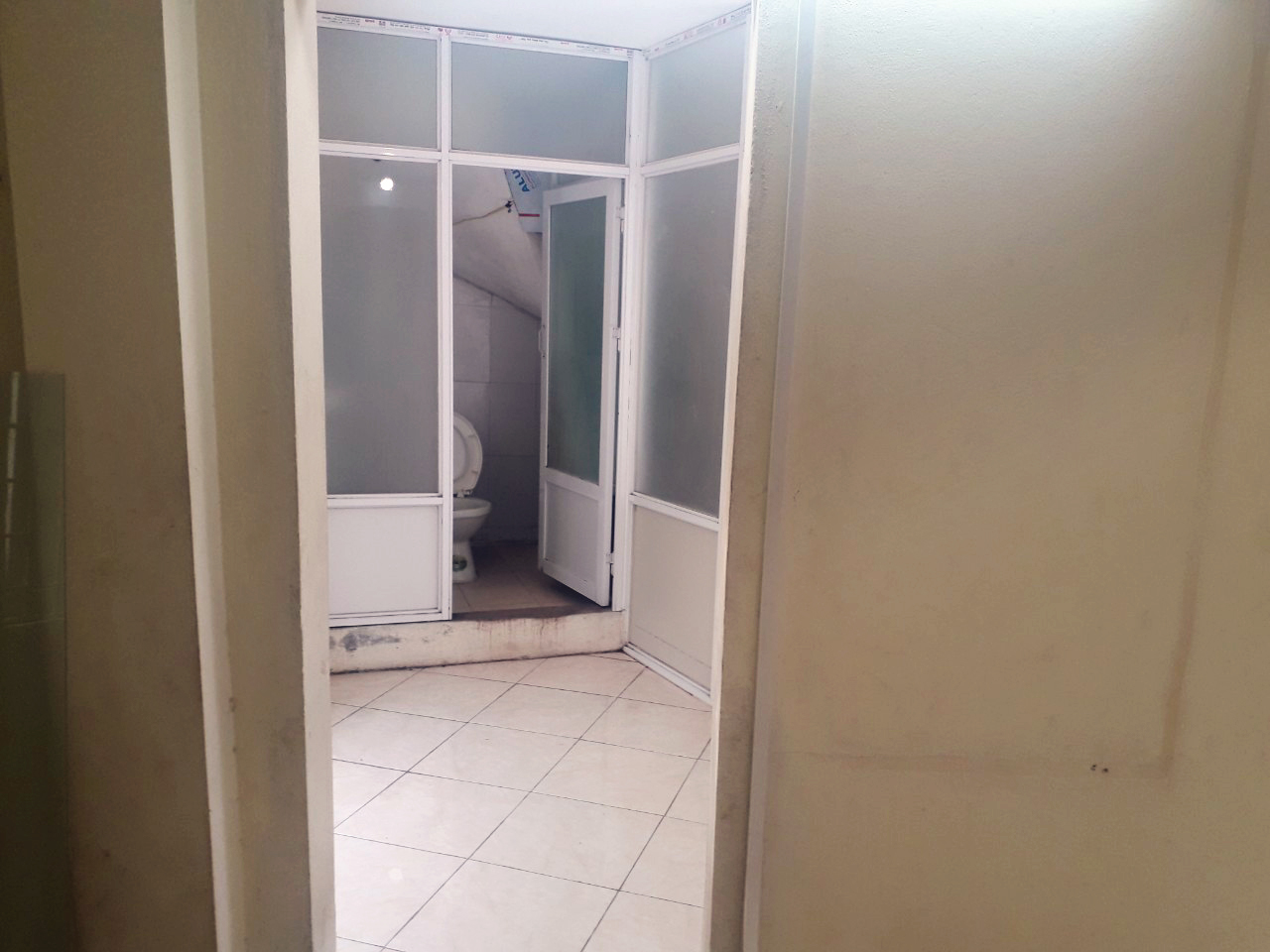 Chính chủ cần bán nhà 5 tầng tại số 157 Ngõ Trại Cá, Trương Định, Hai Bà Trương, Hà Nội. 11785262