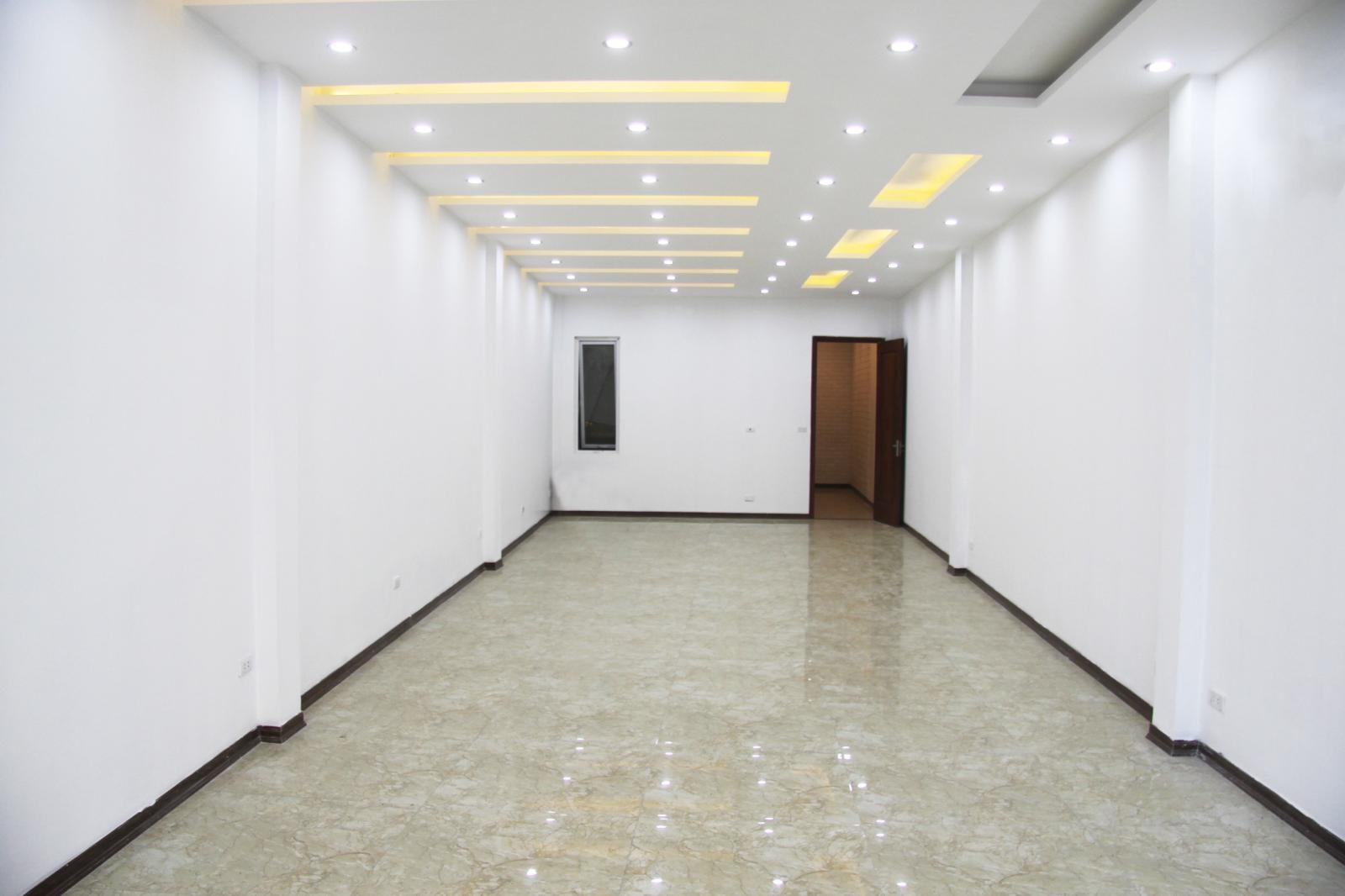 BÁN GẤP NHÀ MẶT PHỐ 7 TẦNG - 40M2 TÂY SƠN  Q.ĐỐNG ĐA, CHỈ 18.5 TỶ LH:0375712510 11805832