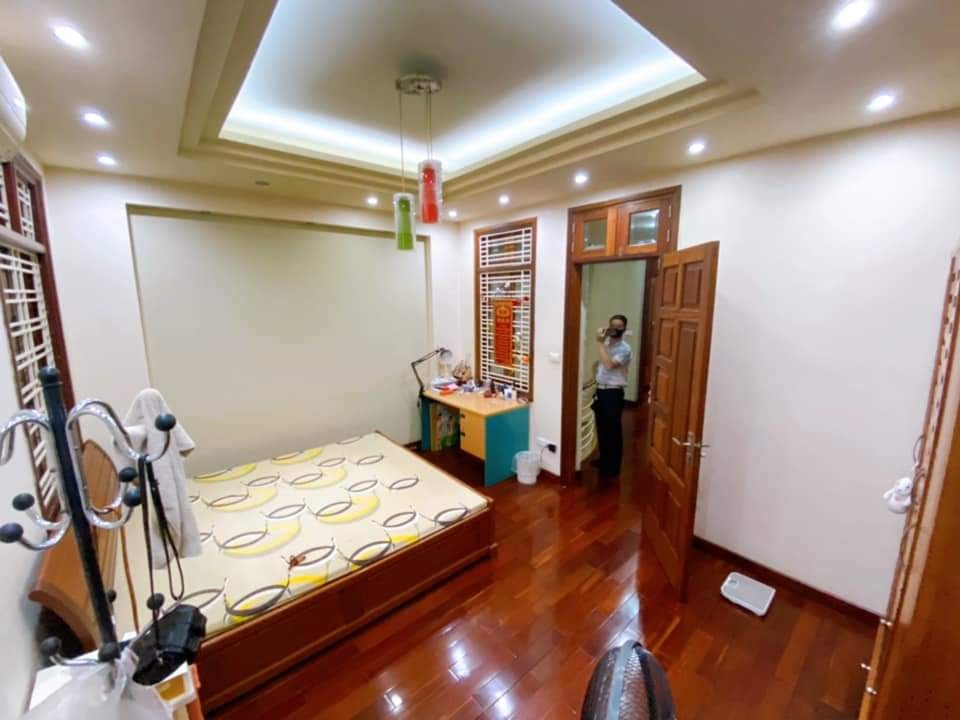 Nguyễn Khang, 91m x 5 tầng, mt 5m, Ô tô, 2 mặt thoáng 11816838