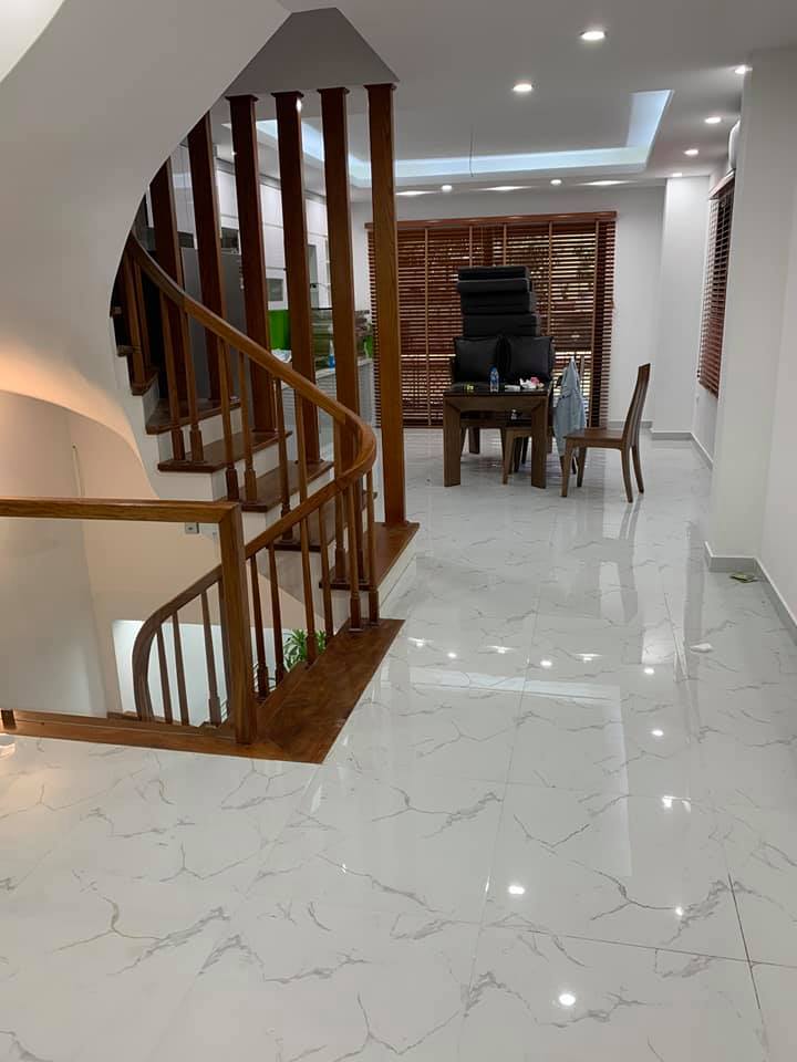 CẦN BÁN NHÀ HÀM NGHI KINH DOANH Ôtô BMV ĐỖ CỬA TẶNG FULL NỘI THẤT Ở NGAY NHỈNH 7 TỶ 11832232