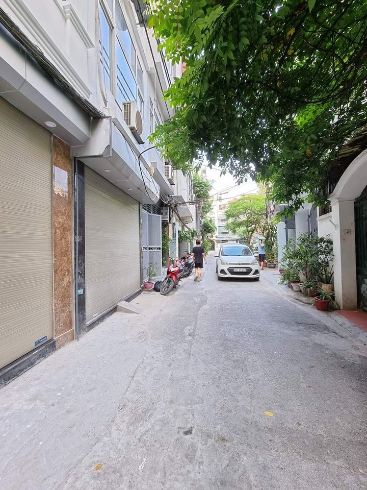 Bán nhà đường Phùng Chí Kiên, Cầu Giấy 33m x 6T, Ô tô, Kinh doanh 11861078