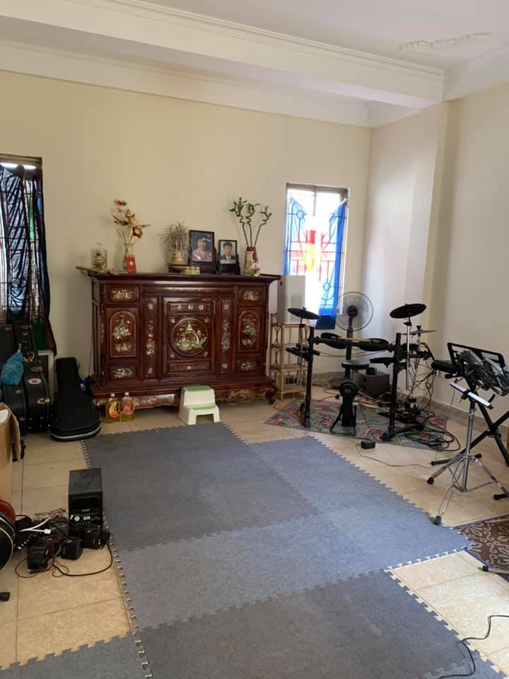 BÁN GẤP NHÀ NGUYỄN KHÁNH TOÀN. VỀ Ở LUÔN. NGÕ TO Ô TÔ VÀO. DT 58m2. LH 0977 717 488 11887723