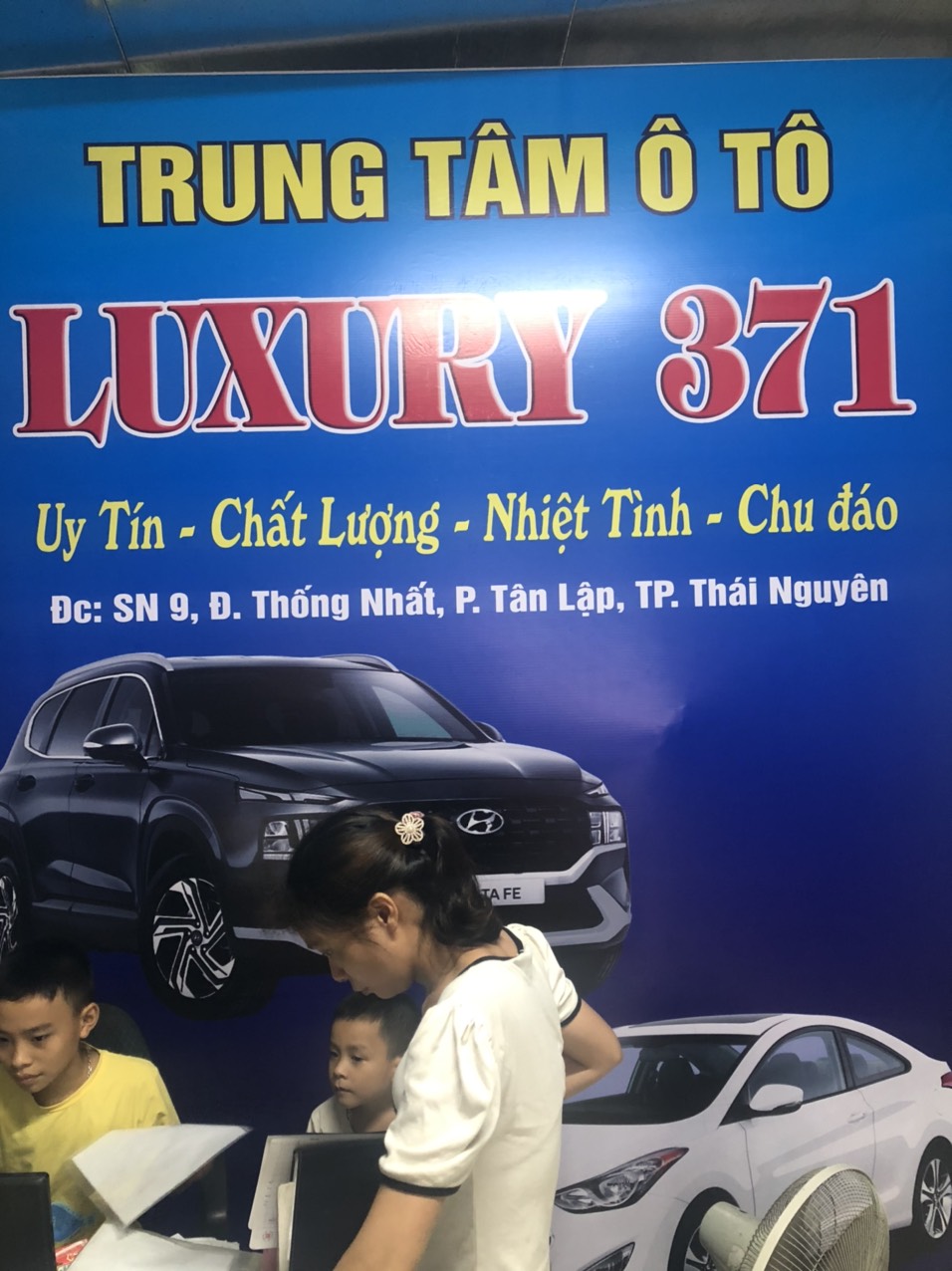 TRUNG TÂM OTO- XE MÁY LUXURY 371 –KẾT NỐI NIỀM TIN 11888193