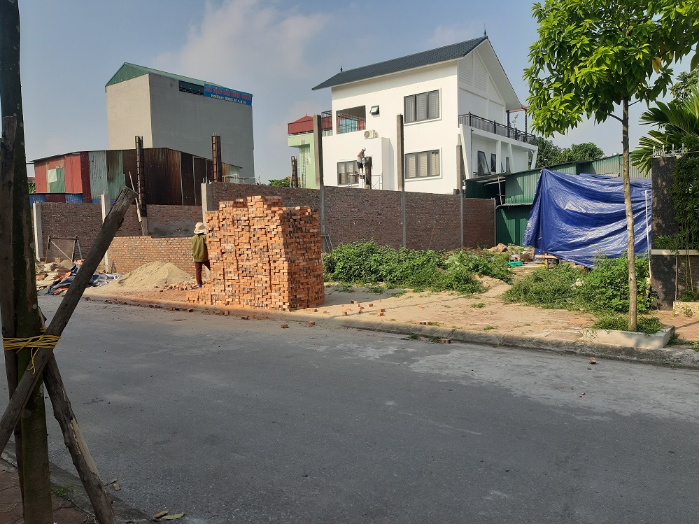 Bán đất Ngô Xuân Quảng, Trâu Quỳ, Gia Lâm. Dt 250m2. Đường 10m. LH 0989894845. 11913654