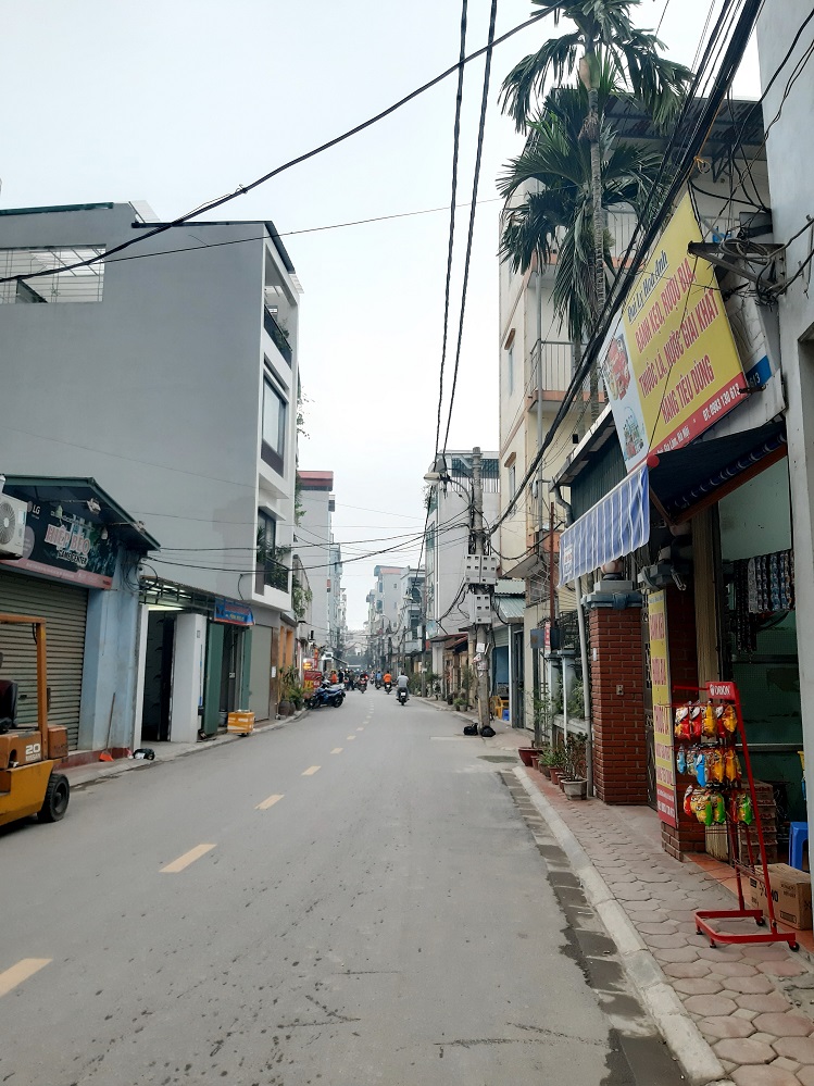 35m2 lô góc khuôn 5x7. Đường 10m và 5m. Trâu Quỳ, Gia Lâm, Hà Nội. Lh 0989894845. 11924436