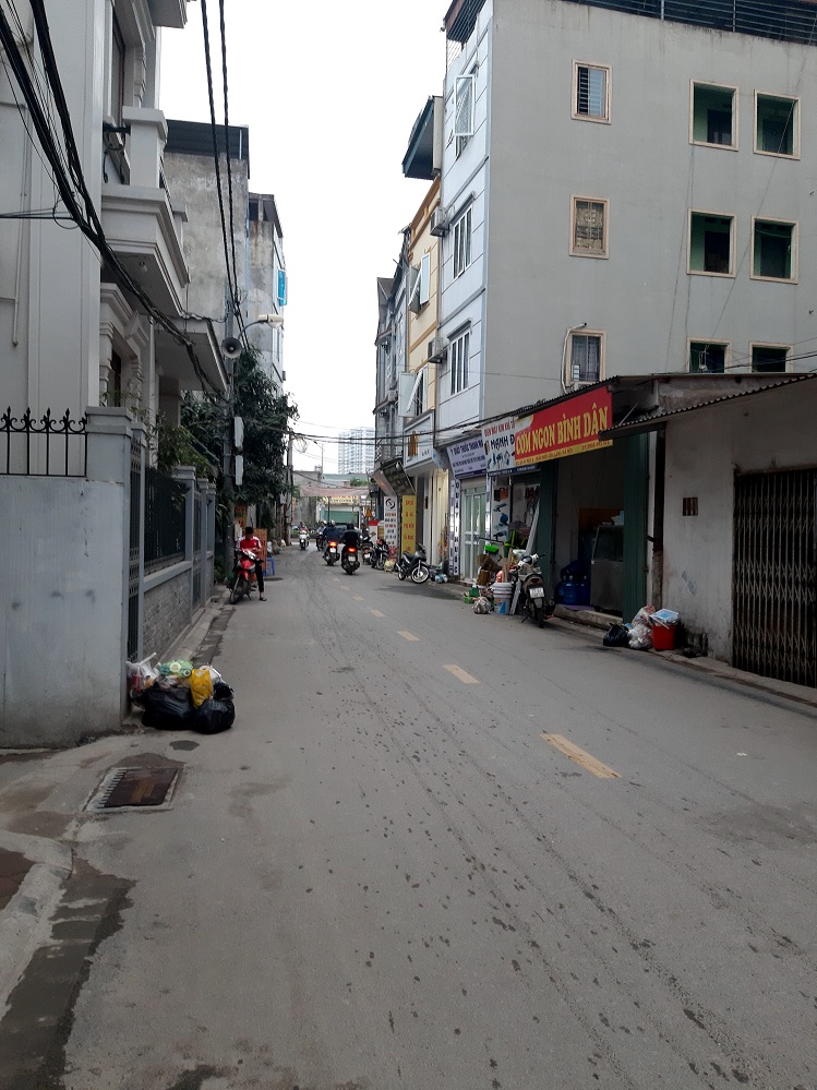 35m2 lô góc khuôn 5x7. Đường 10m và 5m. Trâu Quỳ, Gia Lâm, Hà Nội. Lh 0989894845. 11924436