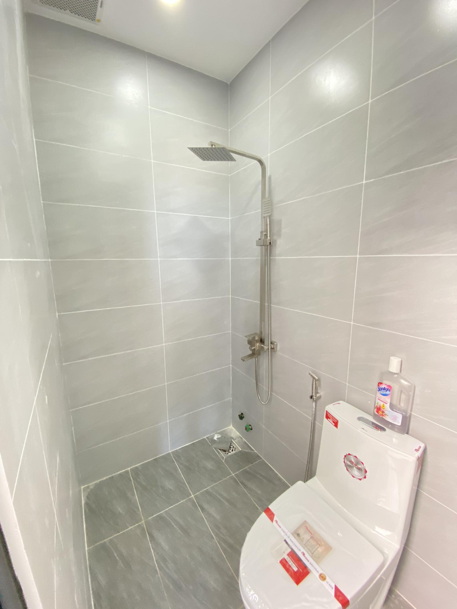 Bán nhà gần chợ Phước Kiển, DT 5m*16m, KĐT South Wave - Nhà Bè 11934289