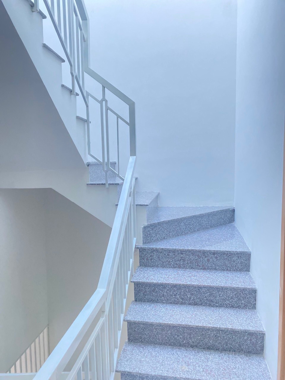 CẦN BÁN SHOPHOUSE KHU ĐÔ THỊ FPT ĐÀ NẴNG LIÊN HỆ: 0834333671 11947092