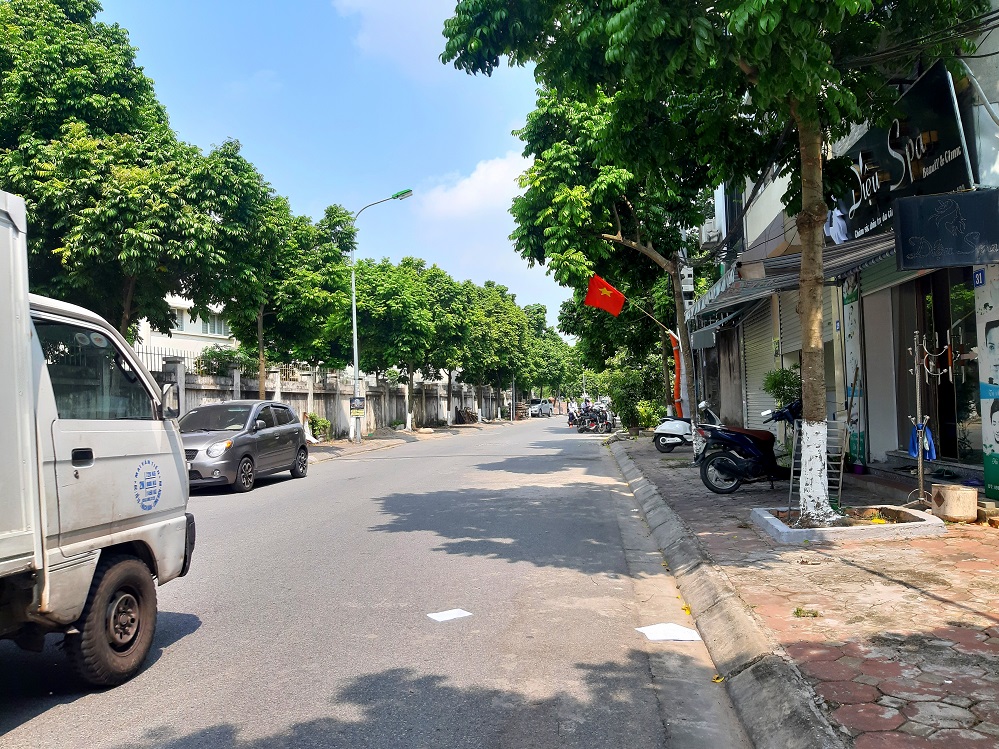 Bán đất Trâu Quỳ, Gia Lâm, Hà Nội. 72m2. Mt 7m. Đường 10m. Lh 0989894845. 11954124