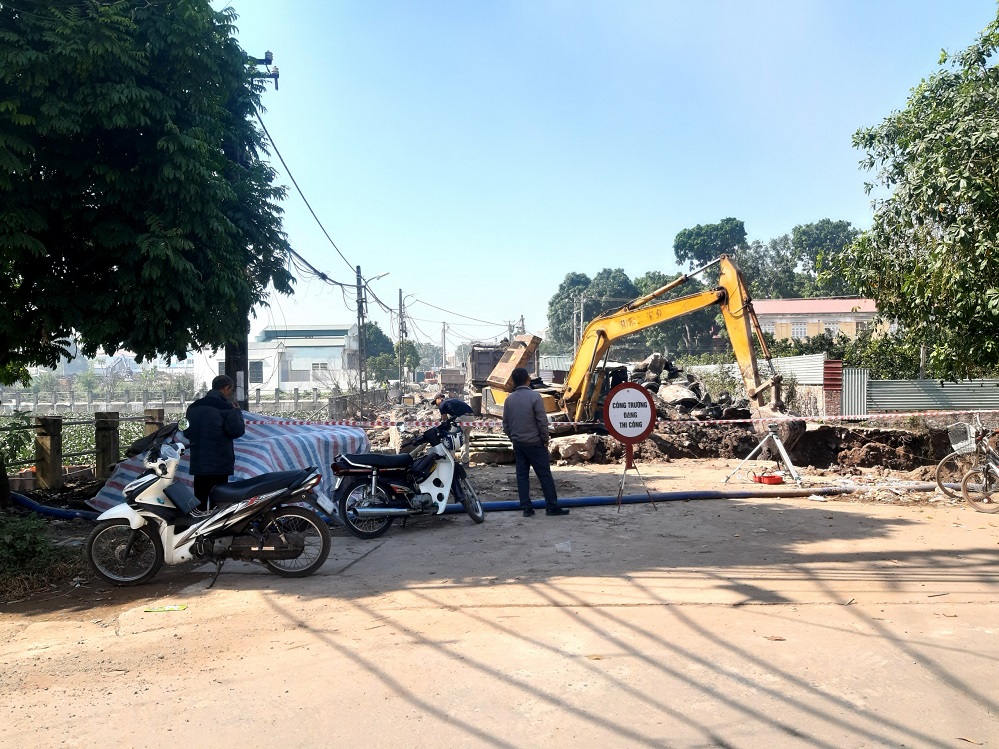 Bán đất Đặng Xá, Gia Lâm, Hà Nội. 40m2. Mt 4m. Giá cực rẻ. Lh 0989894845. 11956064