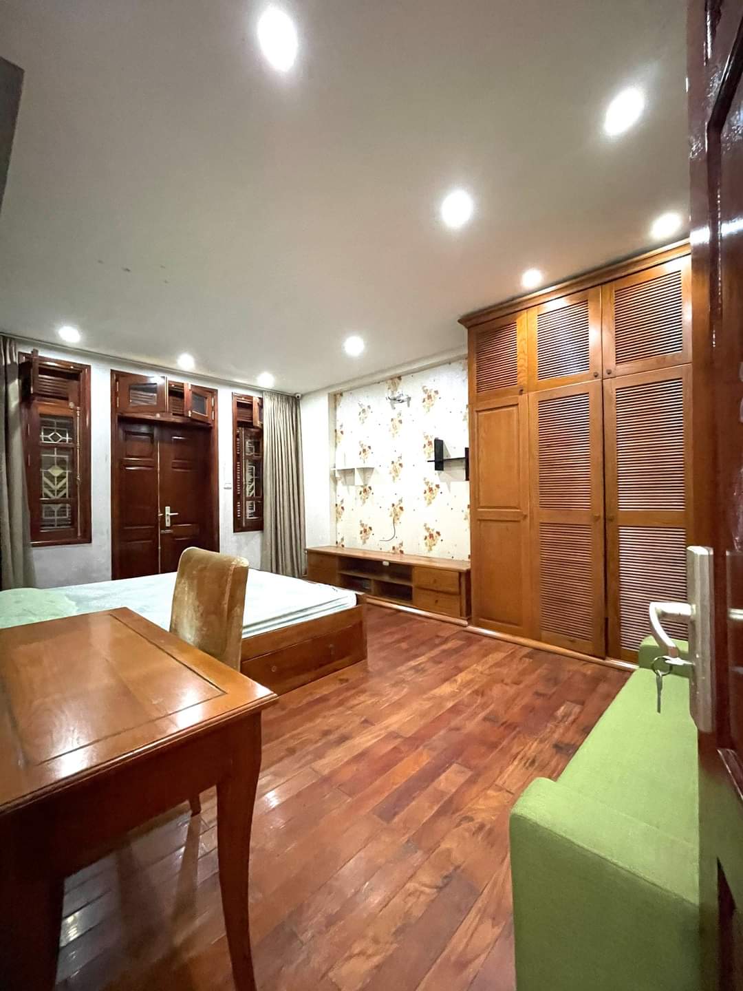 Bán nhà phố Thái Hà, 63m x 5T, Ô tô, Kinh doanh 11956767