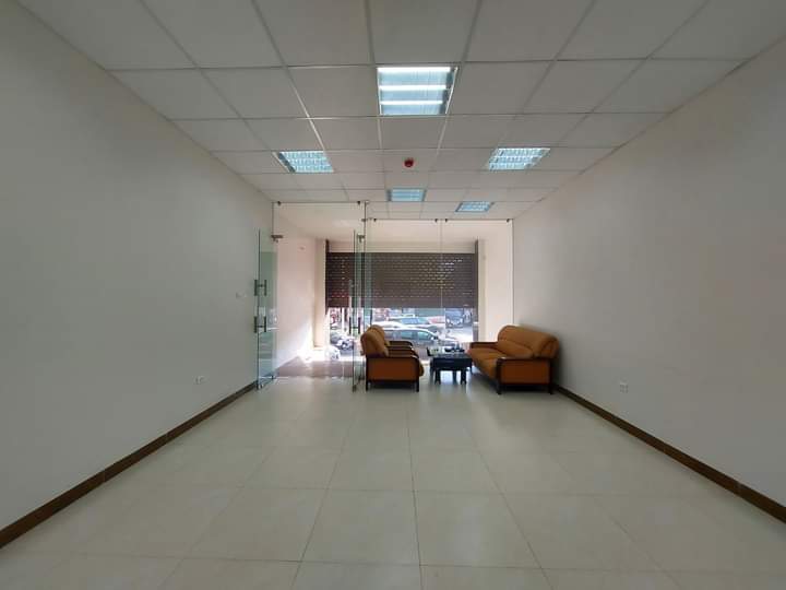 Bán nhà mặt phố Tây Sơn lô góc trung tâm Quận Đống Đa vị trí đẹp - một mặt phố một mặt ngõ  11972271