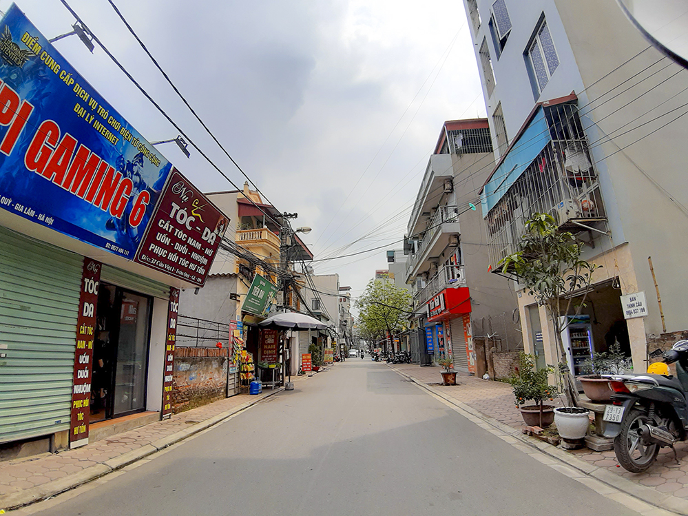 Nhà 5 tầng tại Trâu Quỳ, Gia Lâm, Hà Nội bán GẤP. 52m2. Trục kinh doanh. Lh 0989894845. 11972314