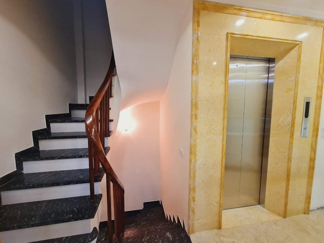 Bán nhà Mạc Thái Tổ, Cầu Giấy, 55m x 6T, Ô tô, Kinh doanh 11973067