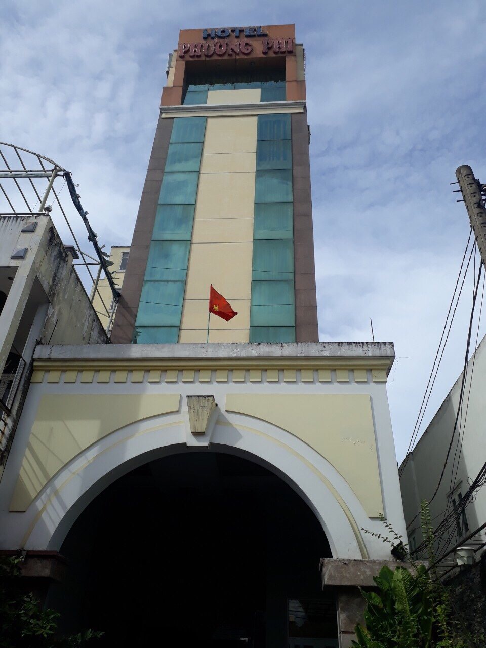 Bán khách sạn Phương Phi tại 483 Âu Cơ, quận Tân Phú, TP.HCM 11974725