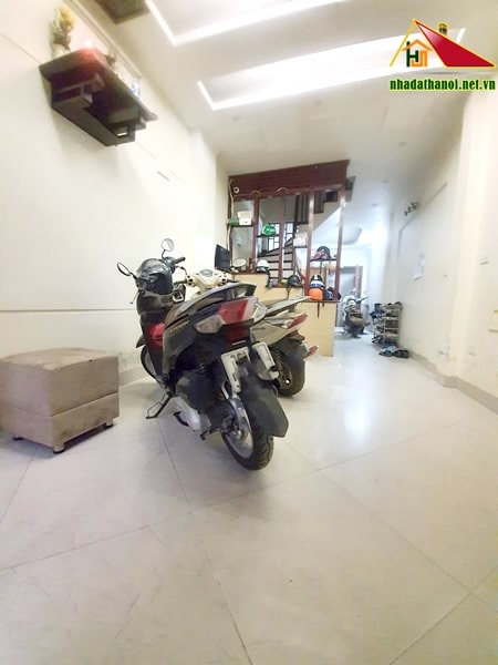 Chính chủ bán nhà 6 tầng ngõ 18 phố Yên Hòa, Quận Cầu Giấy, Hà Nội 12170763