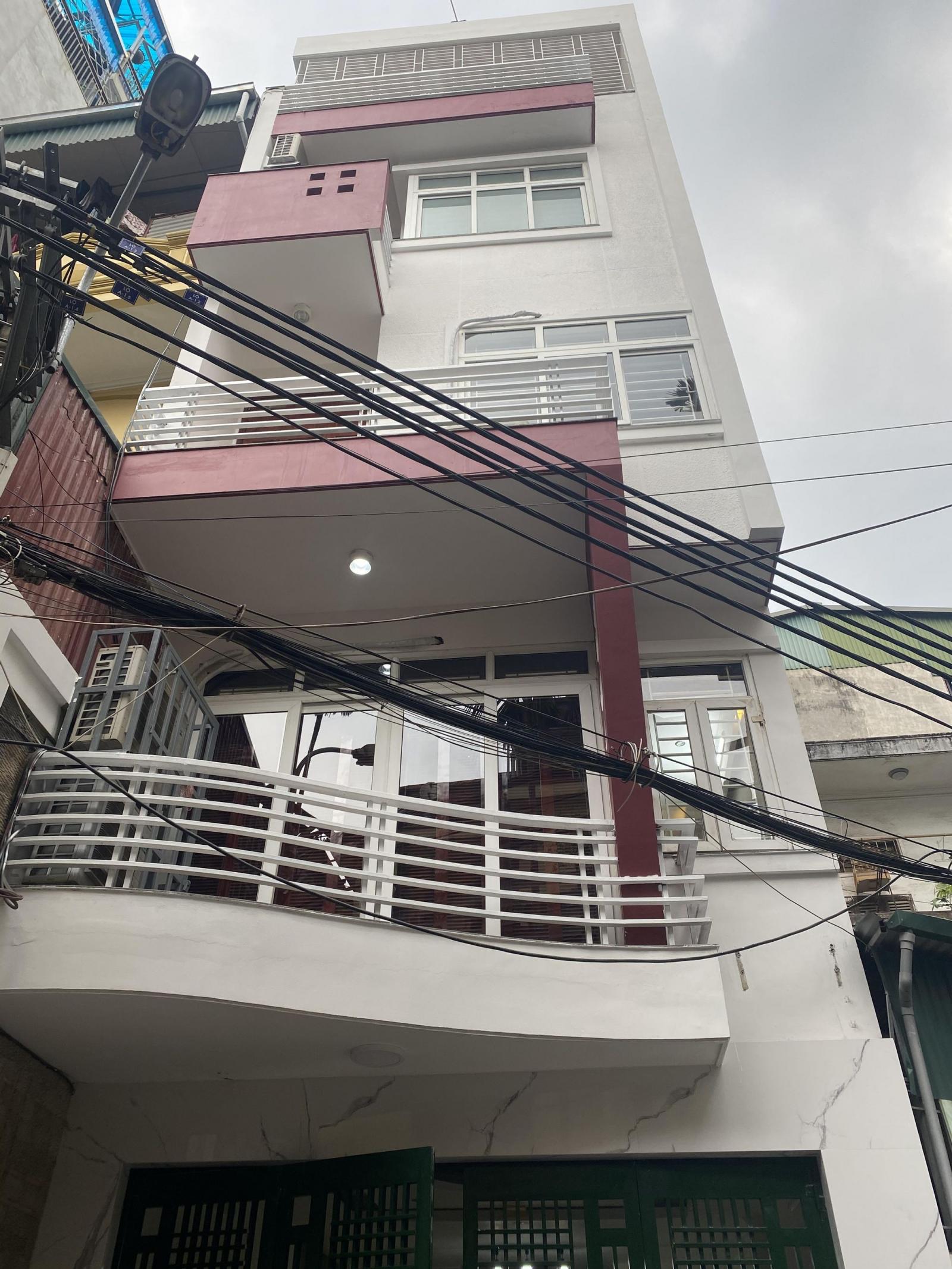 Ngõ Kinh Doanh đỉnh,Oto tránh. Nguyễn Ngọc Vũ.65m.5 tầng.Mt 5.5 giá 13 tỷ 12181885