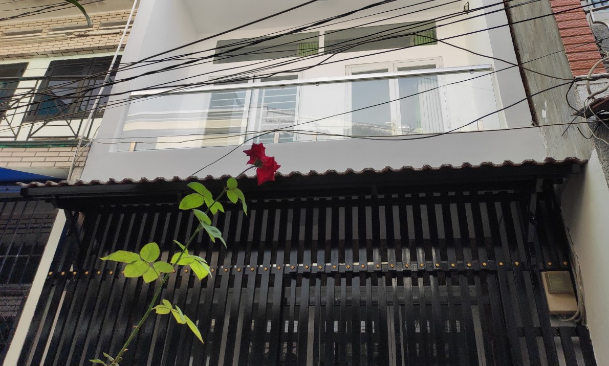 Nhà mới 2 tầng, 3 phòng ngủ ở ngay. Nguyễn Súy, Tân Phú. 4,4 tỷ 12196005