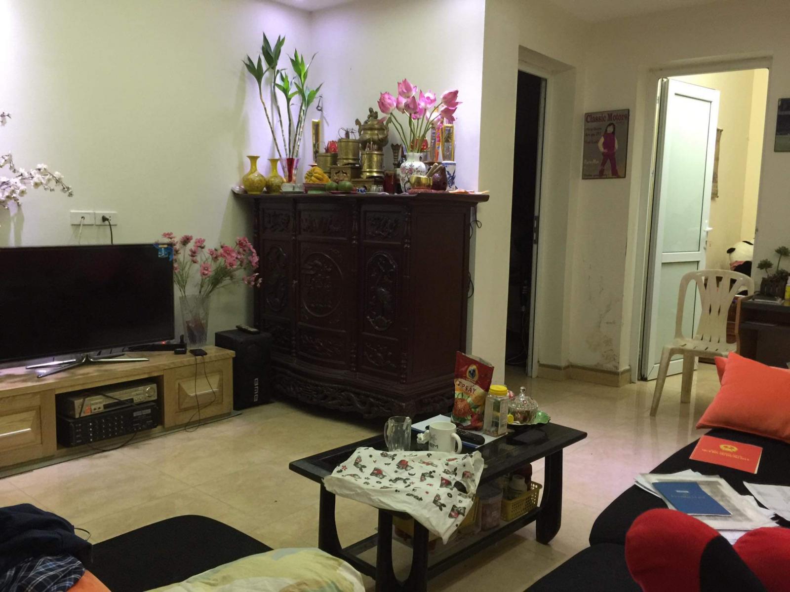 Bán căn hộ tập thể công an 104 Nguyễn Huy Tưởng, Thanh Xuân căn hộ ở tầng 1 dt hơn 100m nhà sửa đẹp
 12207674