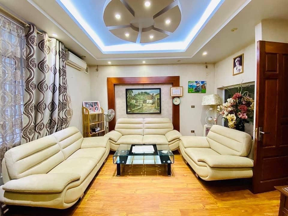 Bán Nhà phố Đội Cấn Ba Đình, Ngõ ô tô KD, 50m2 MT 4,3m, Giá 10,6 tỷ. 12208789