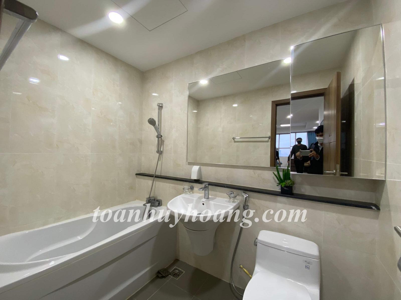 Cho thuê căn hộ Blooming Tower 12254511