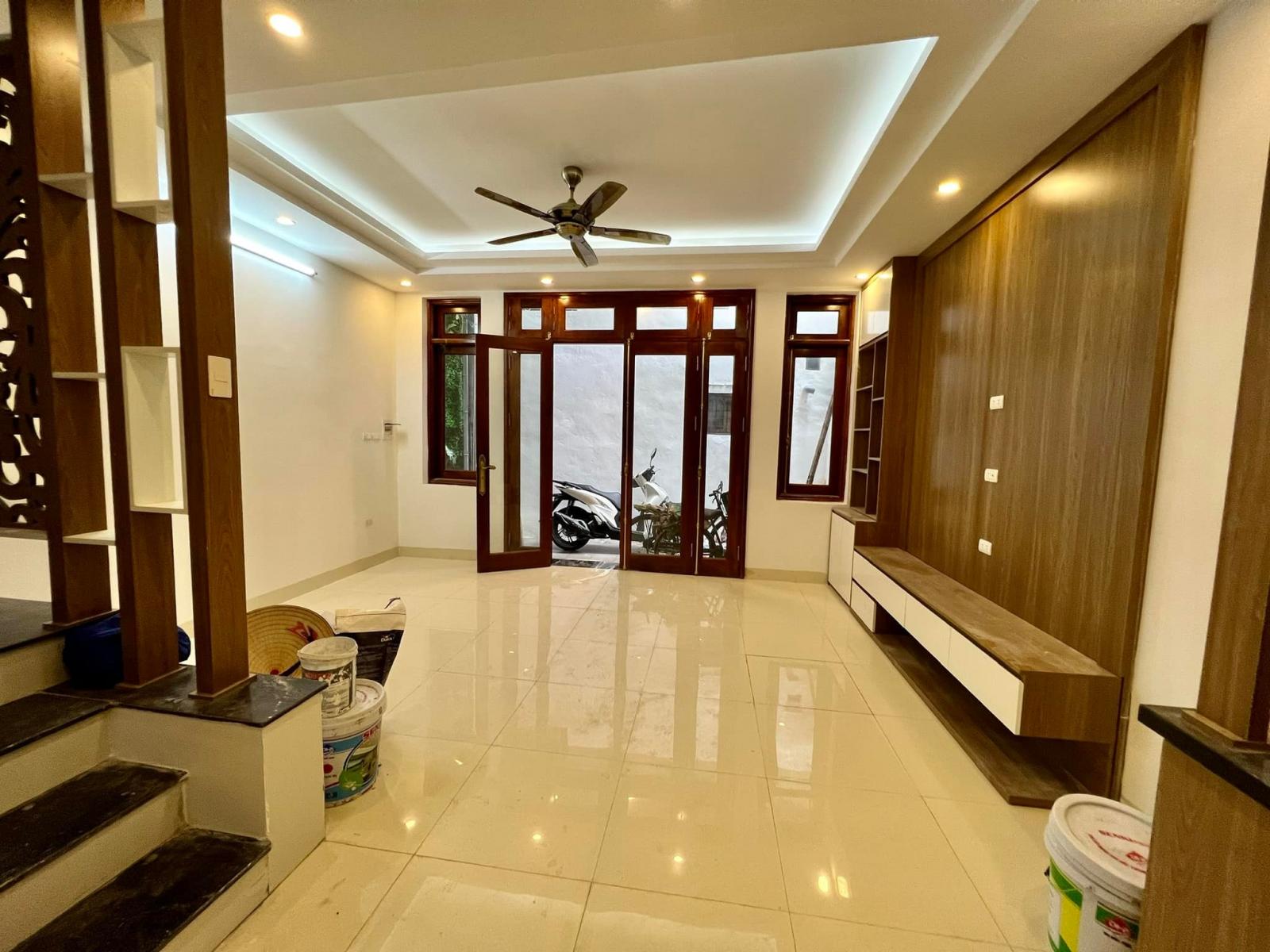 Bán nhà đẹp Hoa Hậu phố Mai Hương, Bạch Mai dt 46m x 5t, mt 5m giá 5.1 tỷ 12266622