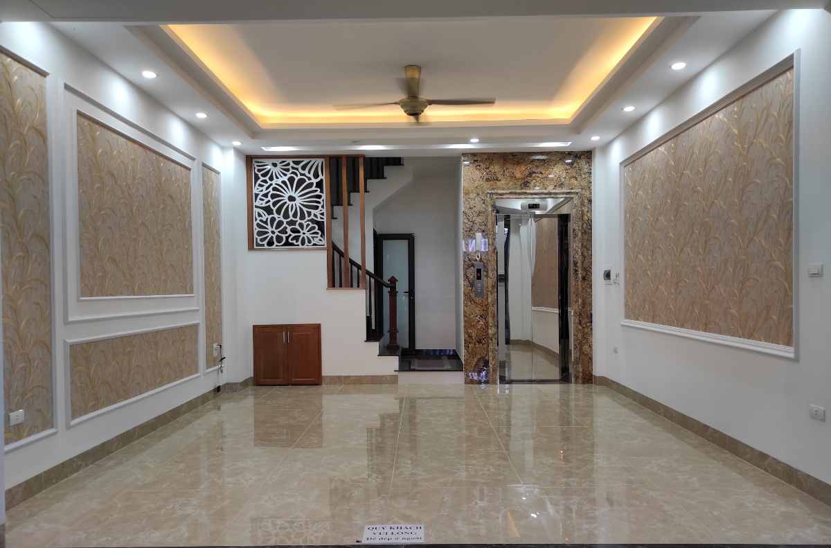 Bán nhà đường Doãn Kế Thiện, Cầu Giấy, Thang máy, Ô tô tránh 12271116