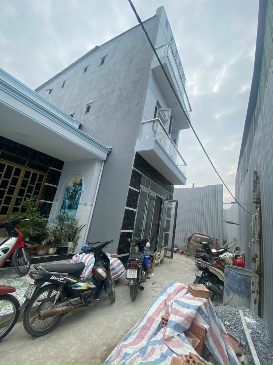 Bán nhà mới  đsh hoàn công đầy đủ hẻm 477 Nguyễn Bình ,xã Phú Xuân ,H Nhà Bè 12278751