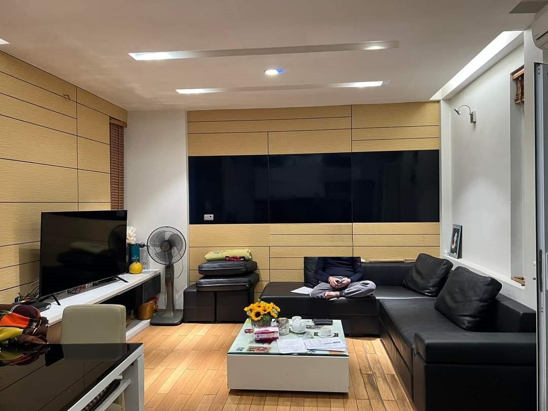 Bán nhà riêng Đường Láng, quận Đống Đa, Ô tô, 3 mặt thoáng 12287184